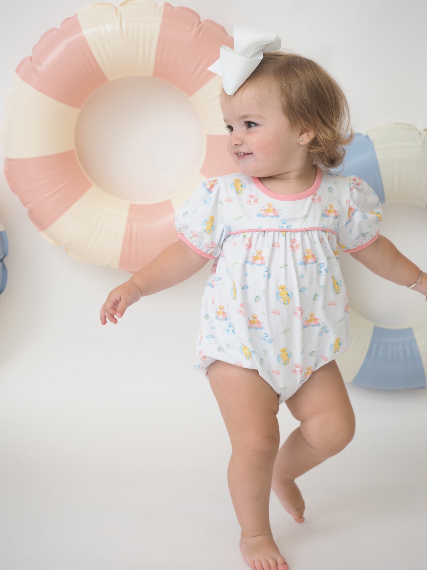 Poolside Paws Bubble