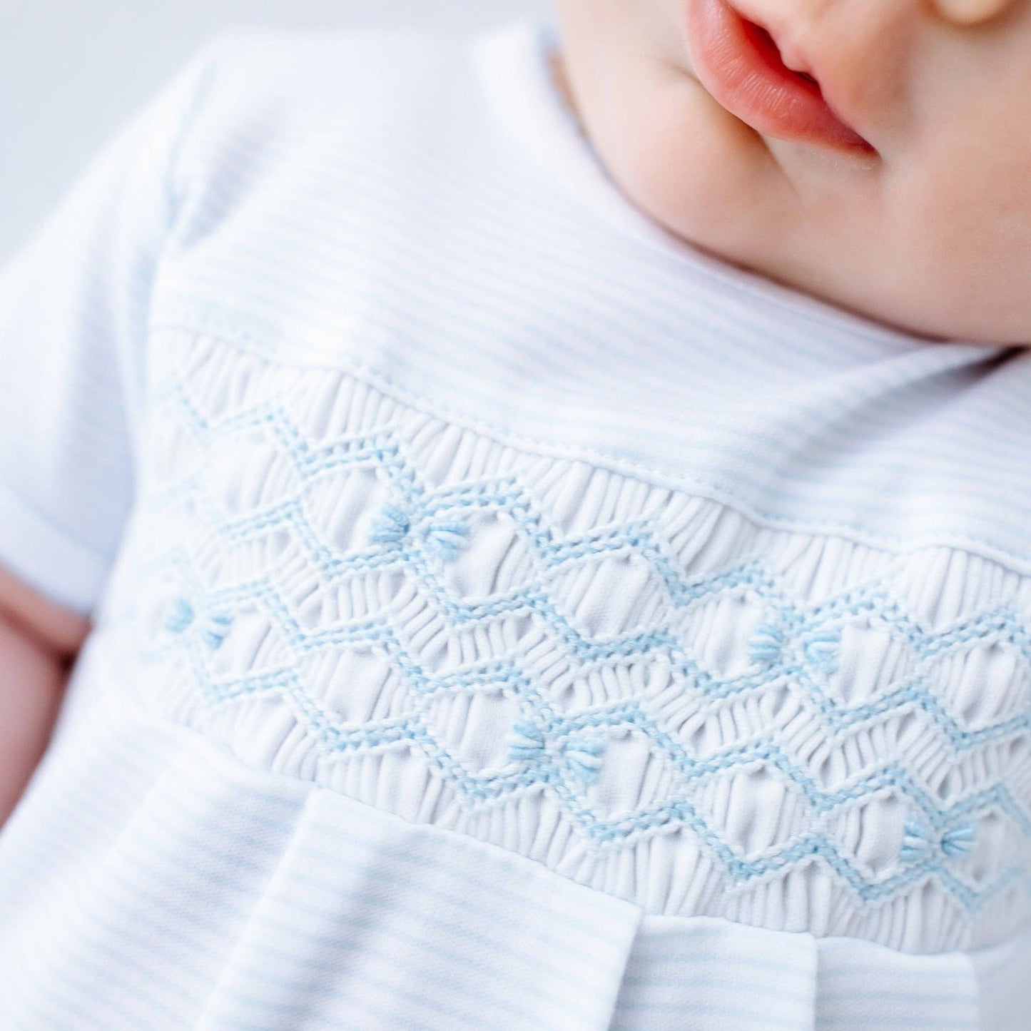 The classic stripe smocked bubble - Blue